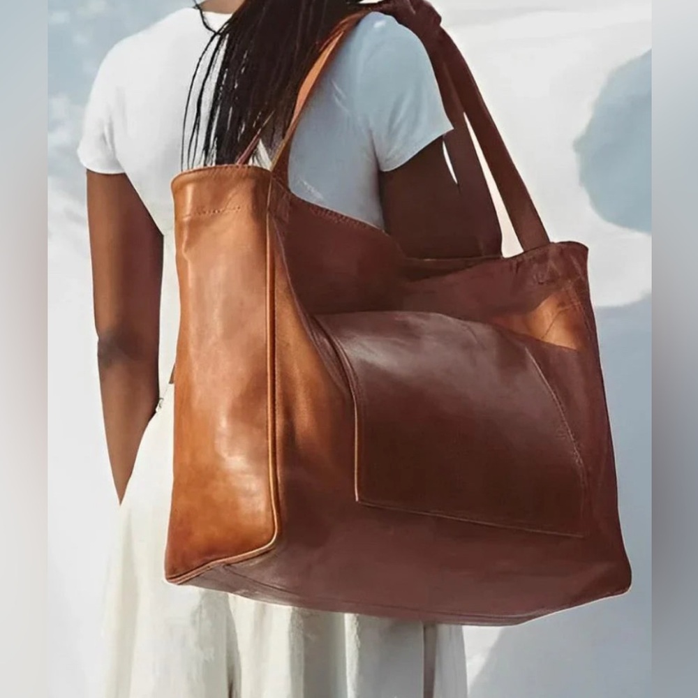NWOT Aurora’s Charm Vintage Leather Shoulder Bag